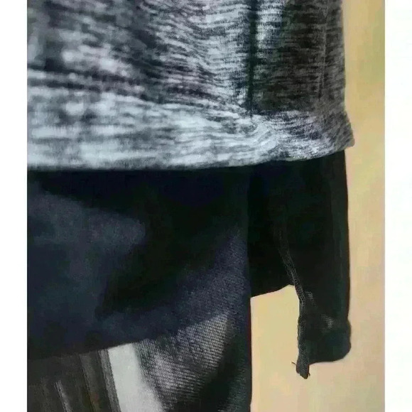 NWOT Danskin Now Medium Polyester/Spandex Dance Top Black Strie‎ Back Detail - Picture 5 of 8